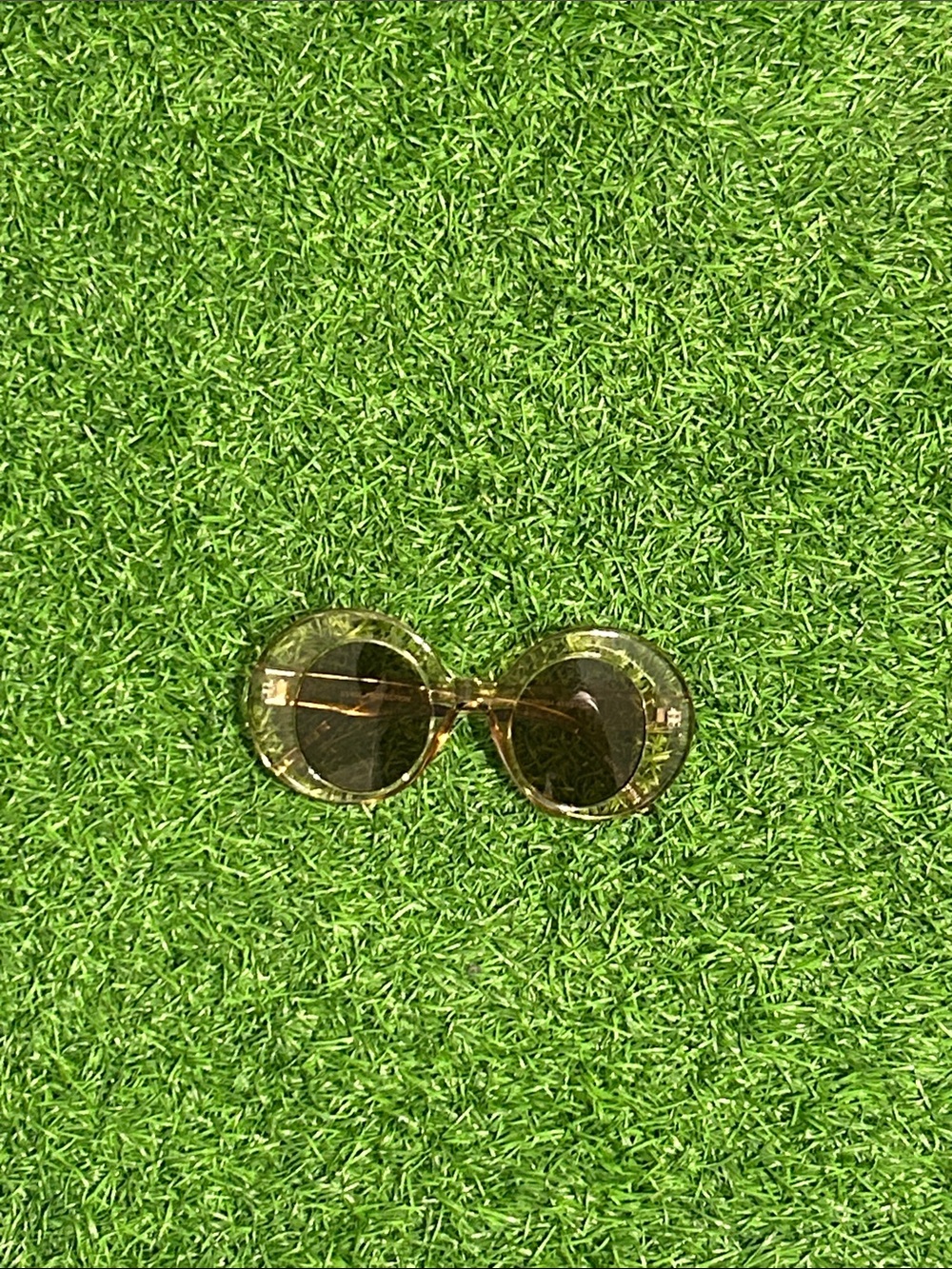 Fashion Nova Round Sunglasses in Amber Tortoiseshell